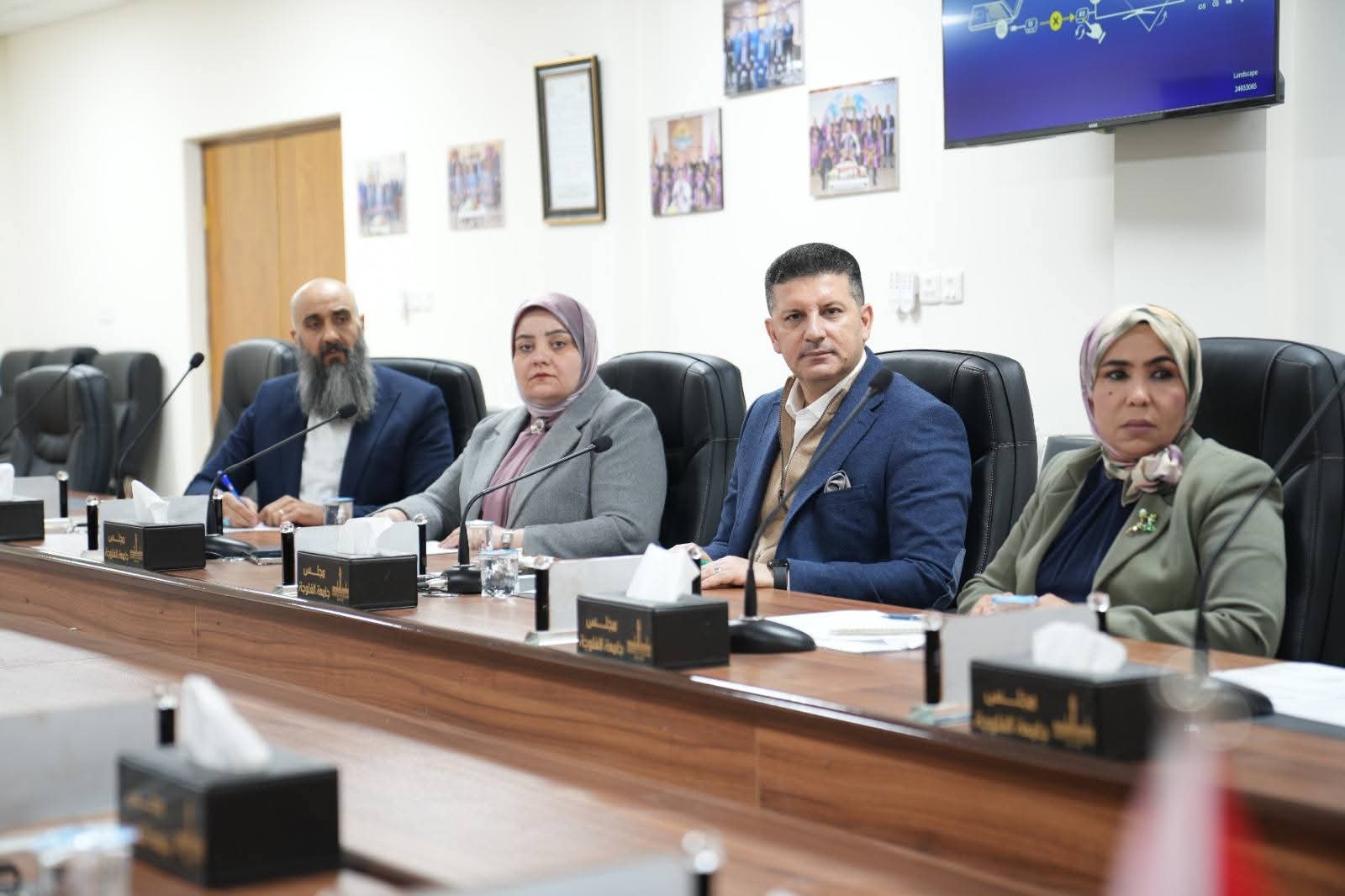 مجلس الجامعة يعقد جلسته الاعتيادية الثالثة 