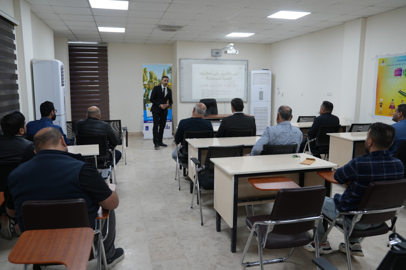 جامعة الفلوجة تعقد ورشة حول التشجير والتنمية المستدامة