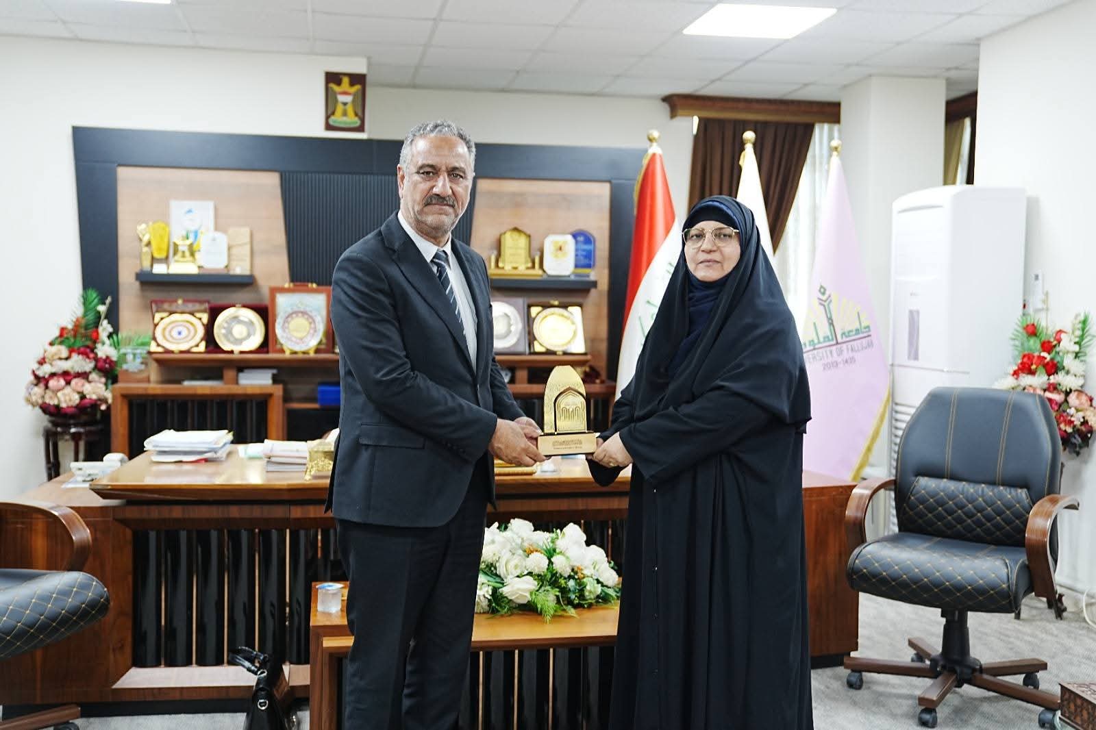 University President Receives Al-Zahra University Delegation