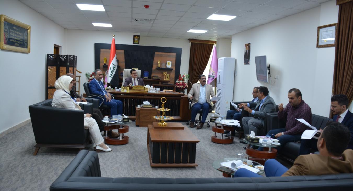 The President of the University of Fallujah chairs the operating room meeting and stresses the need to continue serious and effective work to achieve the visions and goals of the university