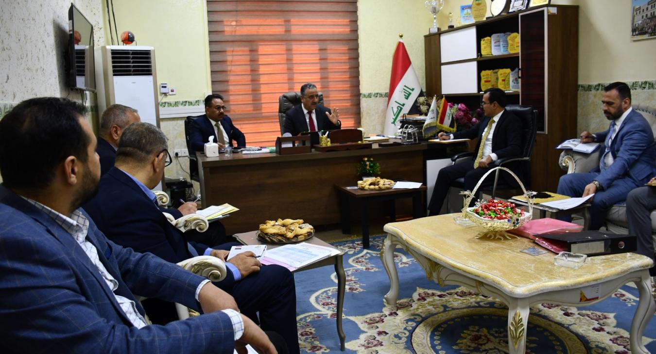 The President of the University of Fallujah attends the meeting of the Council of the College of Applied Sciences