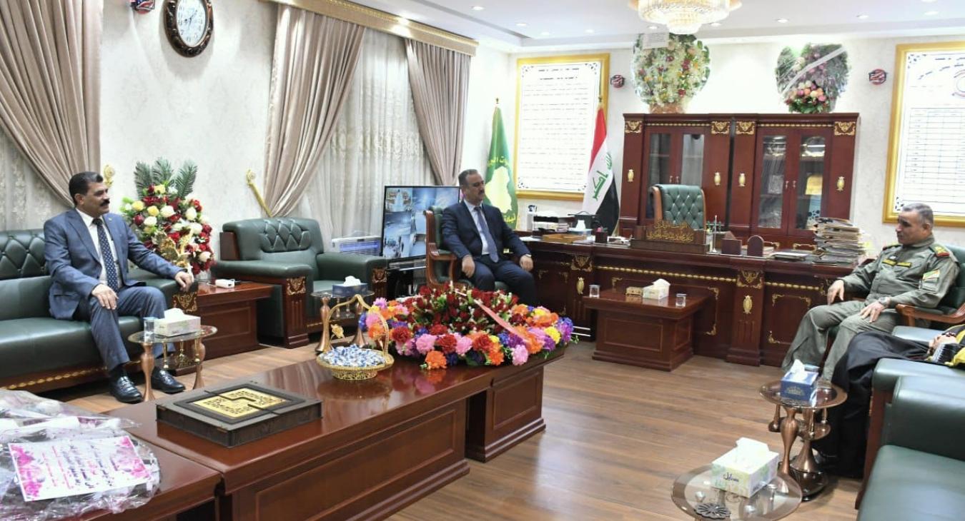 The President of Fallujah University visits the Anbar Operations Command headquarters and meets with the Operations Commander, Major General Raad Al-Bishr Al-Jubouri