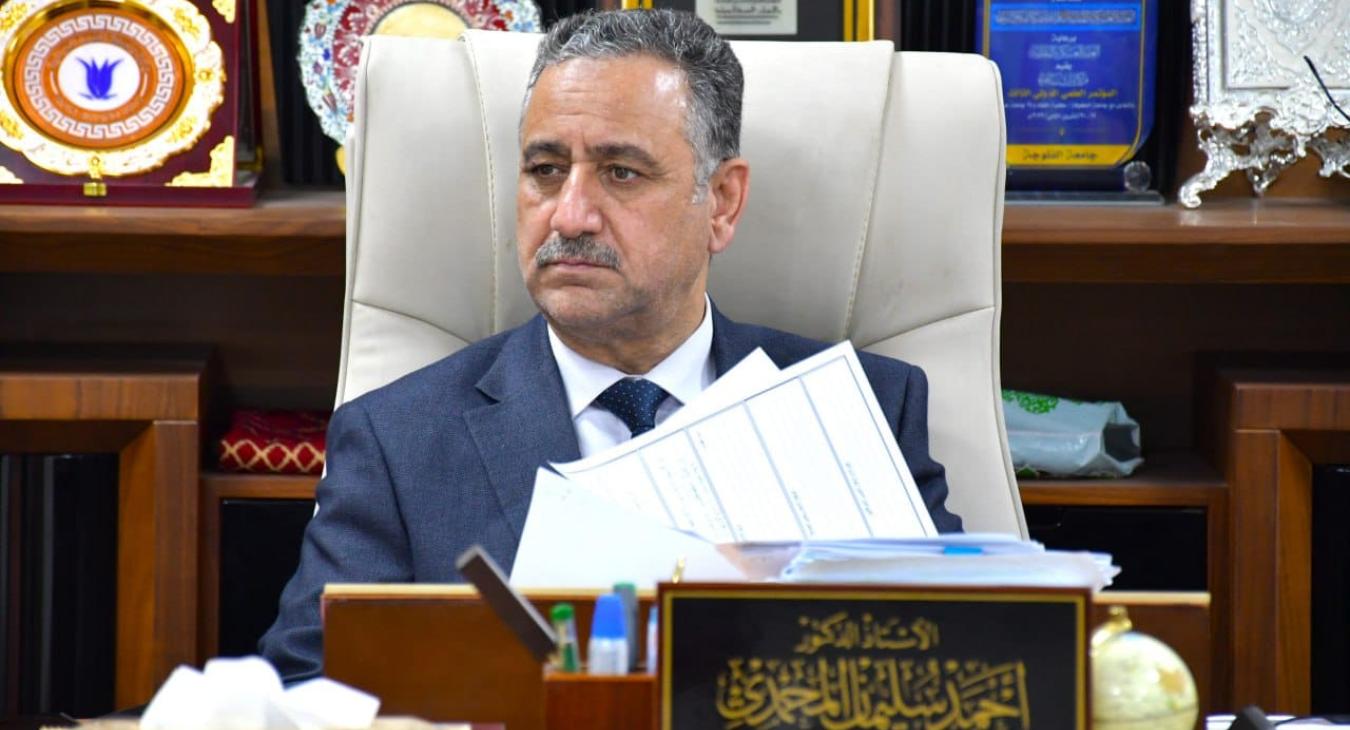 The President of Fallujah University receives a number of citizens and university students to consider their applications within his weekly interview program