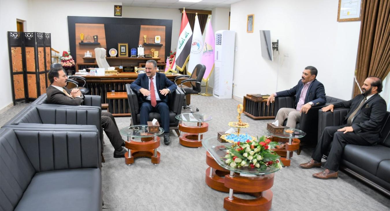 The President of the University of Fallujah receives the Mayor of Fallujah District and discusses with him a number of issues of common interest
