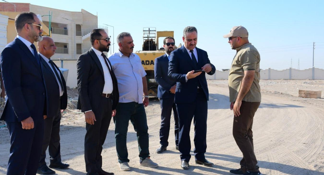 The President of the University of Fallujah inspects the progress of work in university projects under implementation