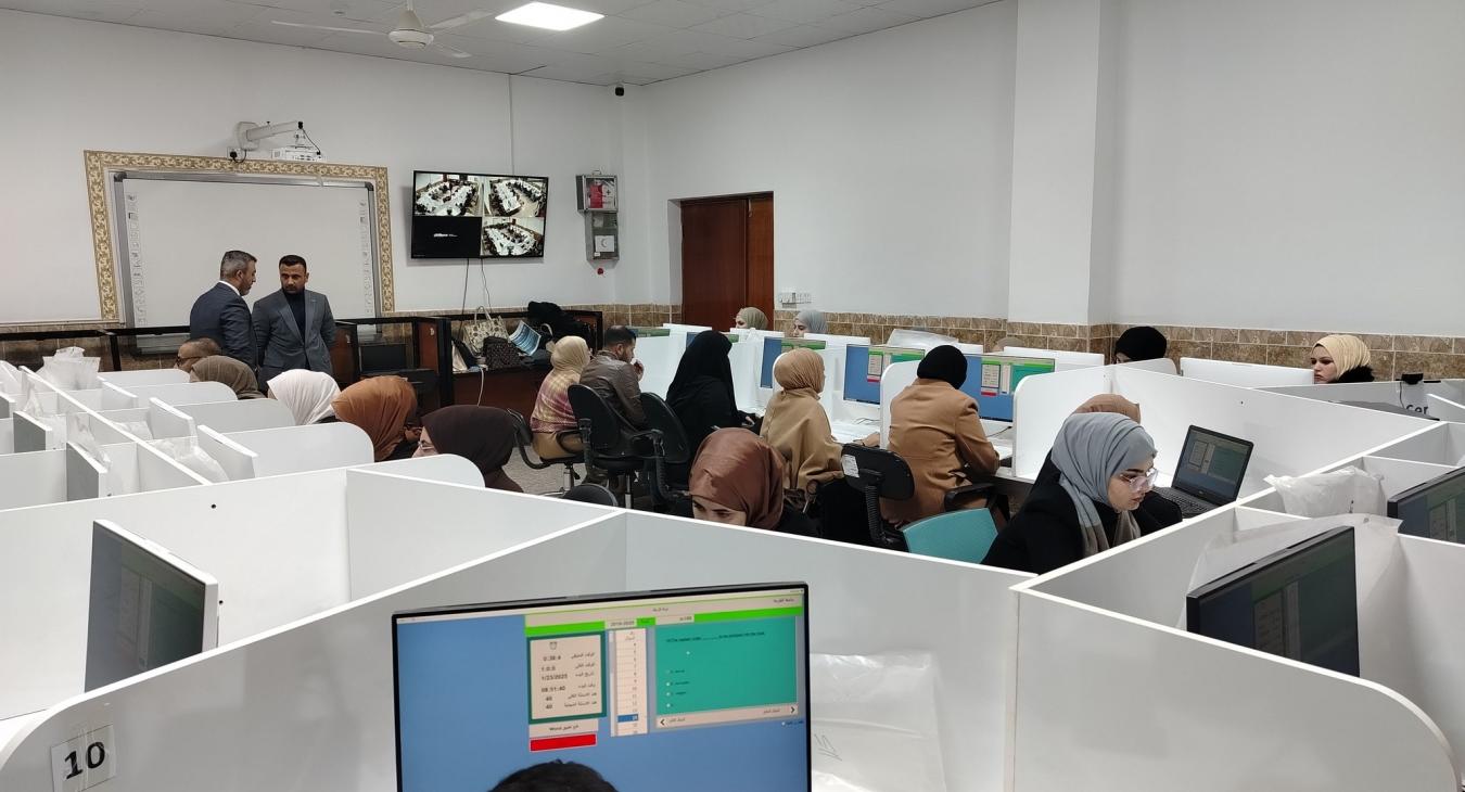 Electronic English language exam for postgraduate students